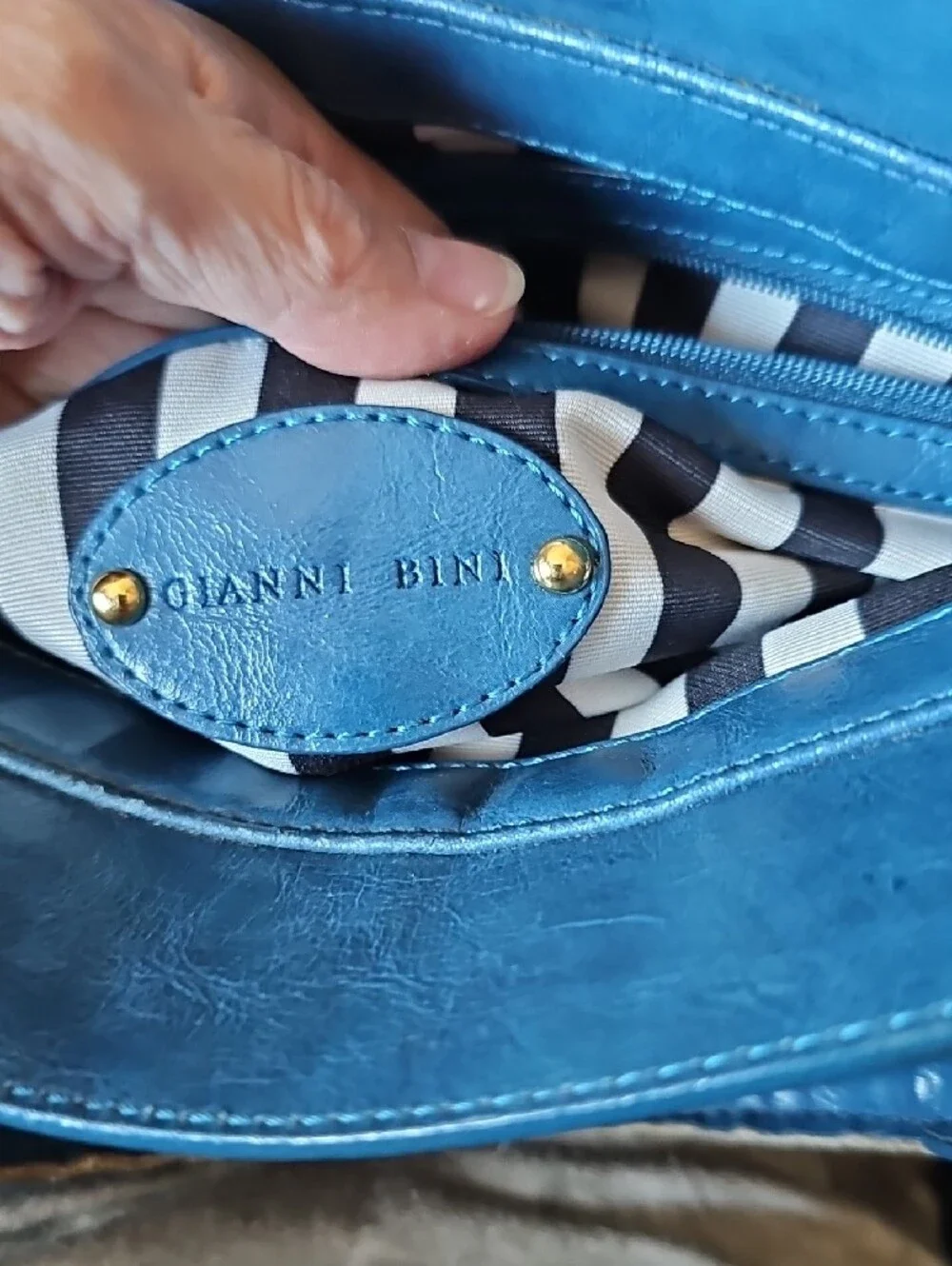 Gianni Bini Navy Bow-Front Shoulder Bag